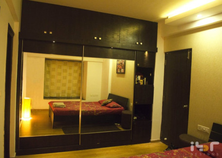 Sanjay & Rajashree - Smondoville Neotown EC